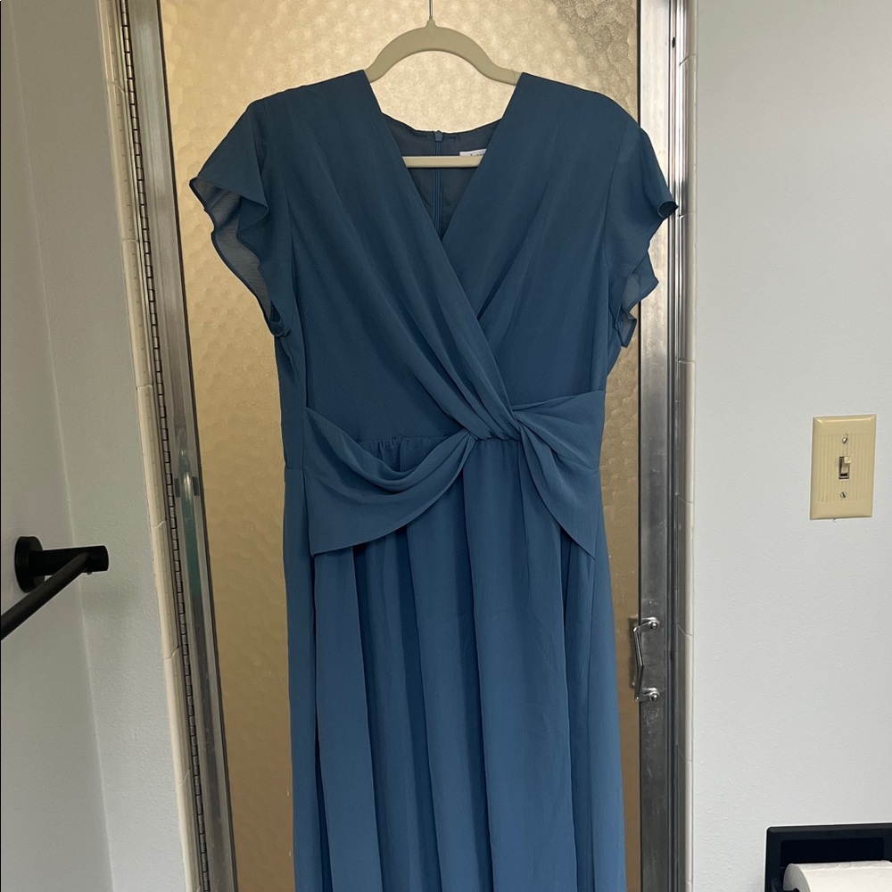 Chic Blue Midi Dress